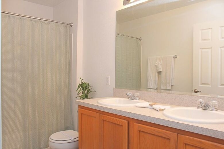 Berkeley Executive - Five Bedroom Home