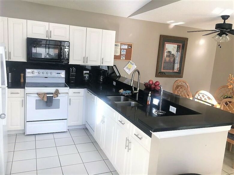Sunset Villa - Four Bedroom Home