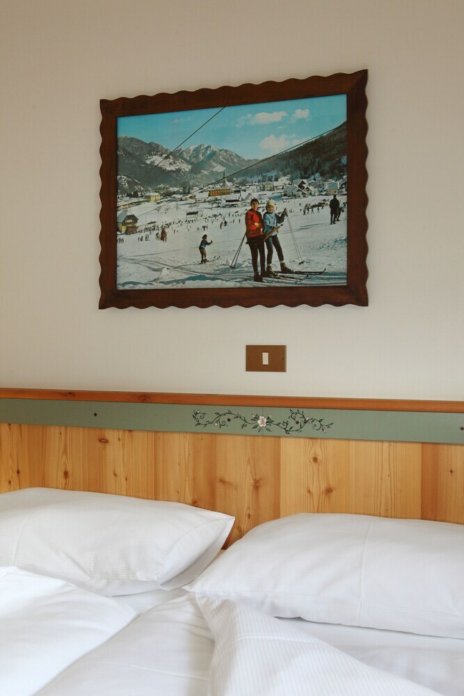 Kronau Chalet Resort