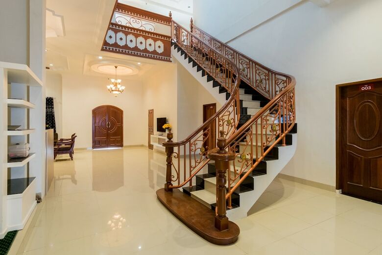 Hotel Oyo 471 Taj Residence Syariah