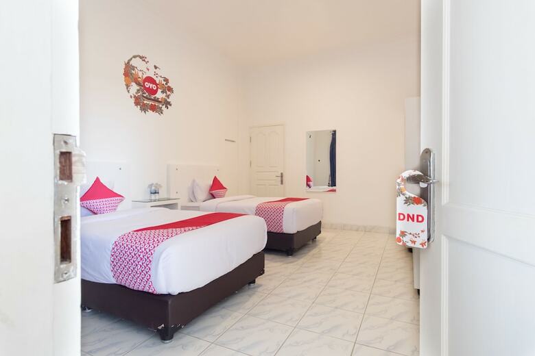 Hotel Oyo 471 Taj Residence Syariah