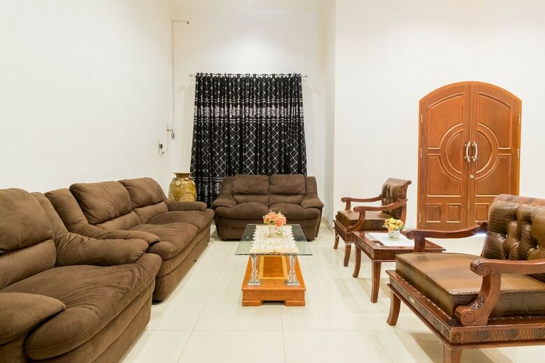 Hotel Oyo 471 Taj Residence Syariah