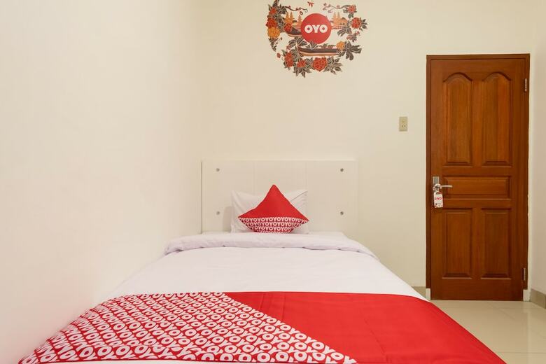 Hotel Oyo 471 Taj Residence Syariah