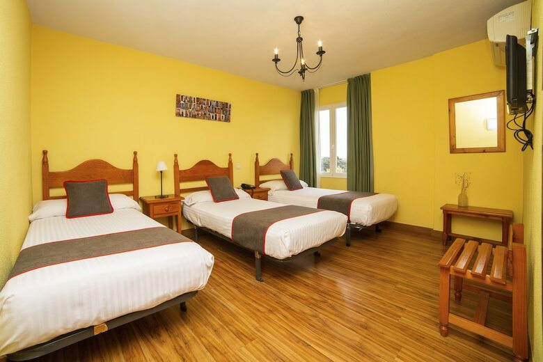 Oyo Hotel Mavi