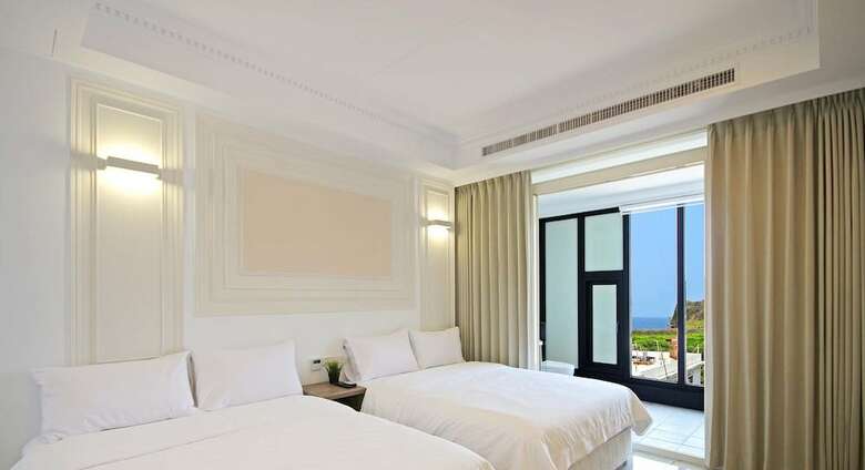 Bed & Breakfast House16