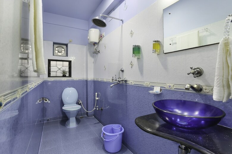 Hotel Narayani Enclave