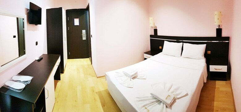 Kolibry Hotel