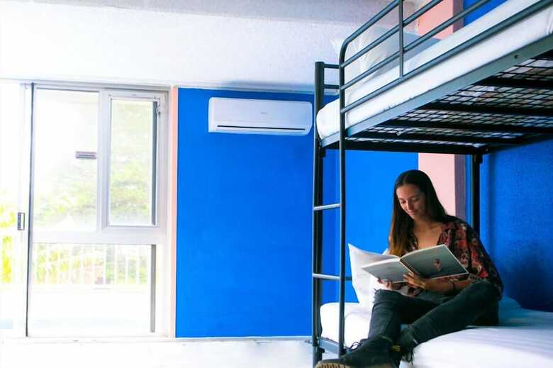 Hostal Rainbow Bay Backpackers