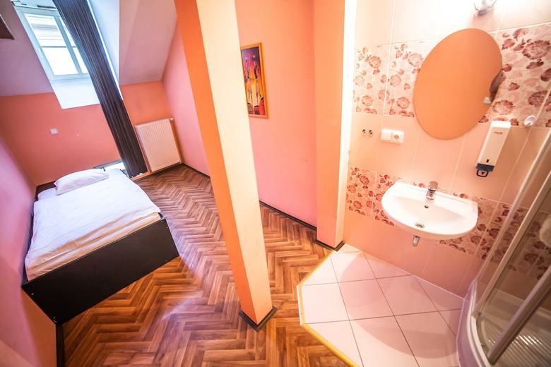 Hostal Sleep&go