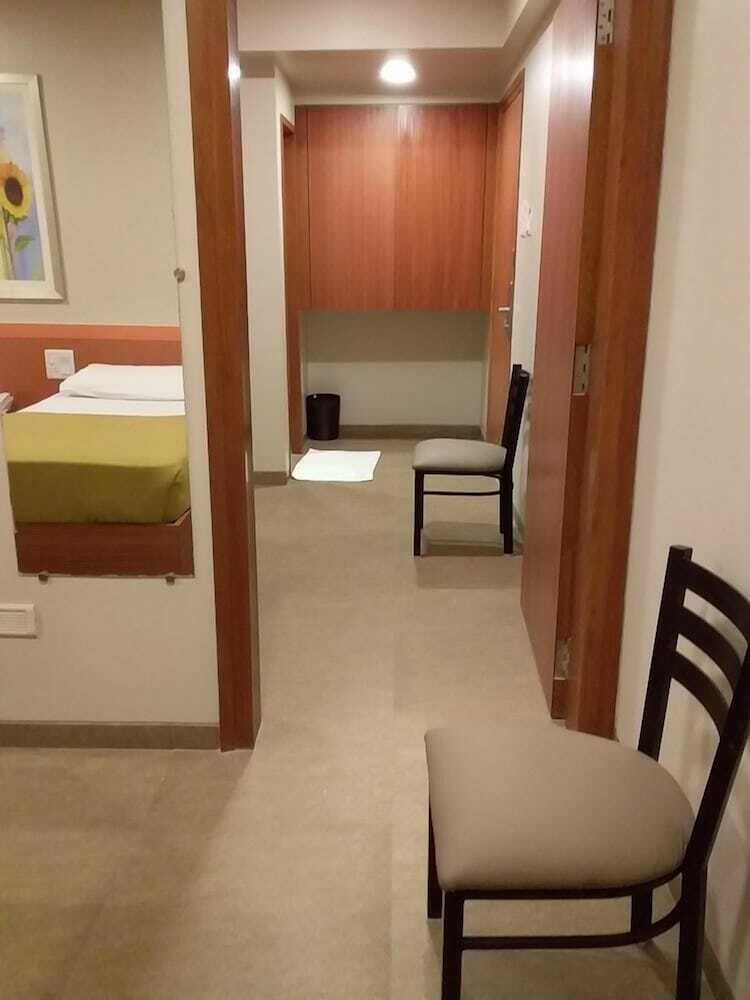 Hotel Sai Palace Express