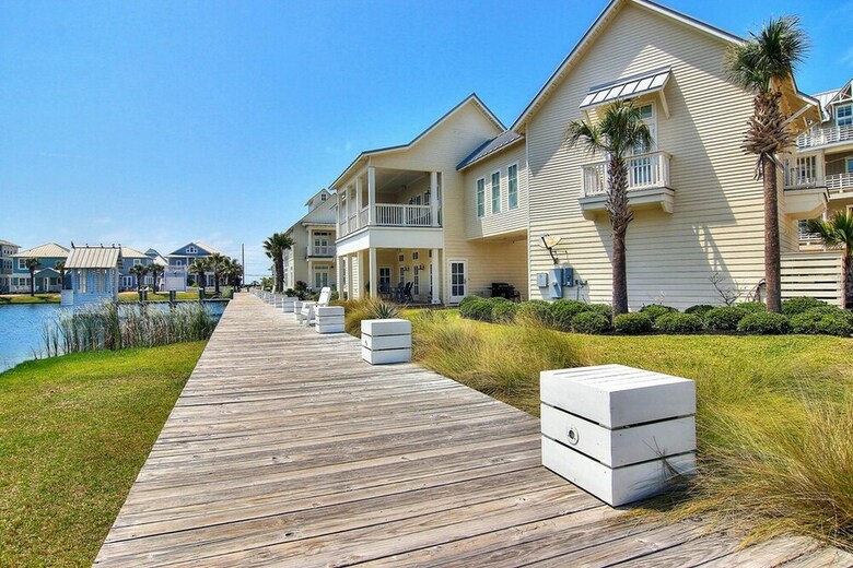 Cinnamon Shore- Sunset 166 Ro