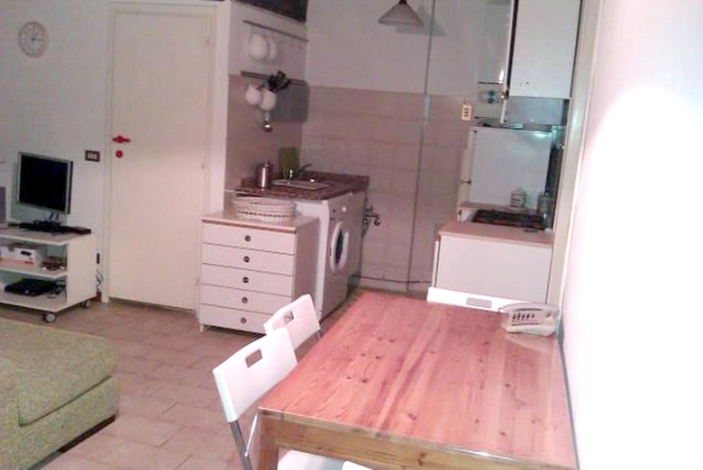 Apartment With 4 Bedrooms In Parma, With Terrace