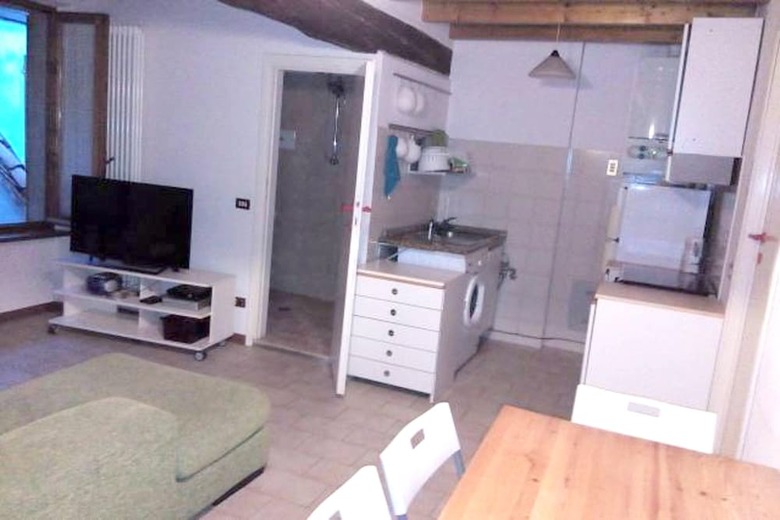 Apartment With 4 Bedrooms In Parma, With Terrace