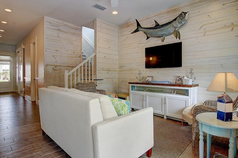 Cinnamon Shore- Suits Us 231 Be