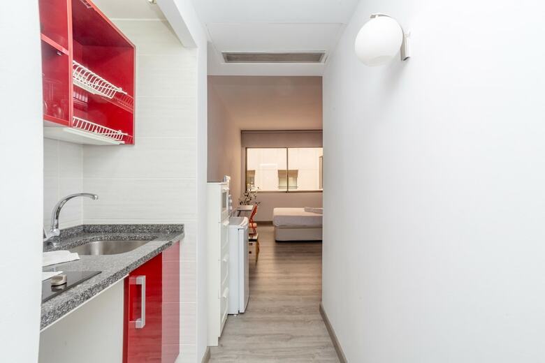 Apartamentos Colourful Studios In Recoletos By All� Housing