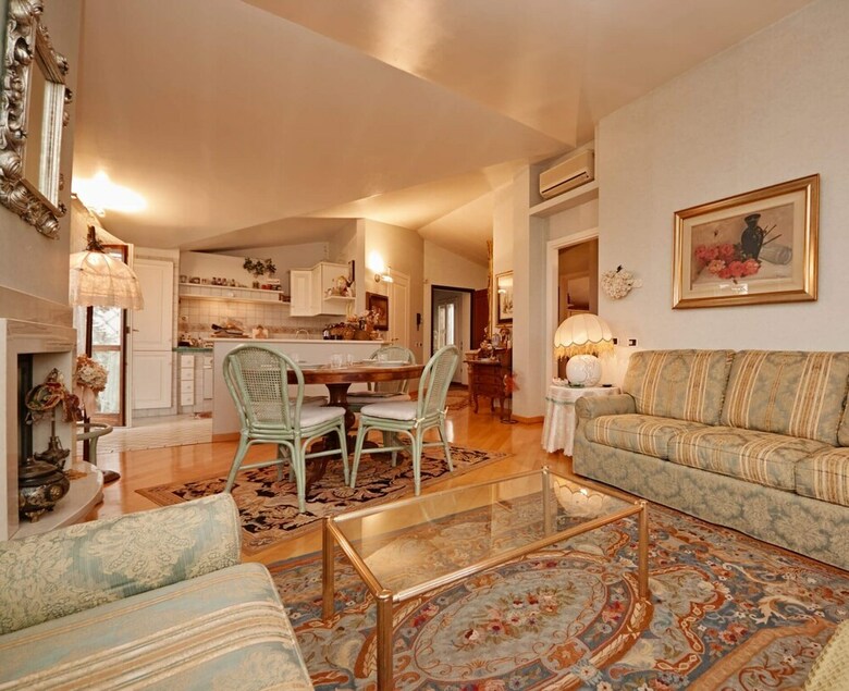 Apartamento Villa Colombo - App 01