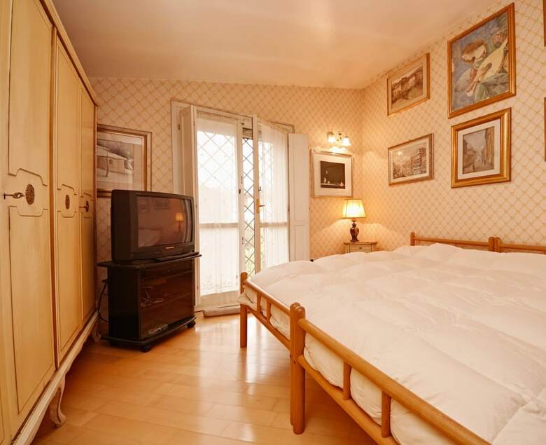 Apartamento Villa Colombo - App 01