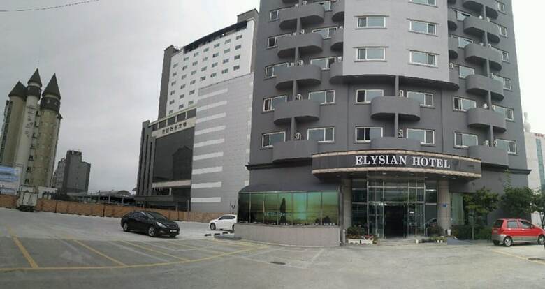 Elysian Hotel