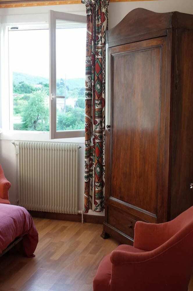 Apartamento Property With 2 Bedrooms In Douzens