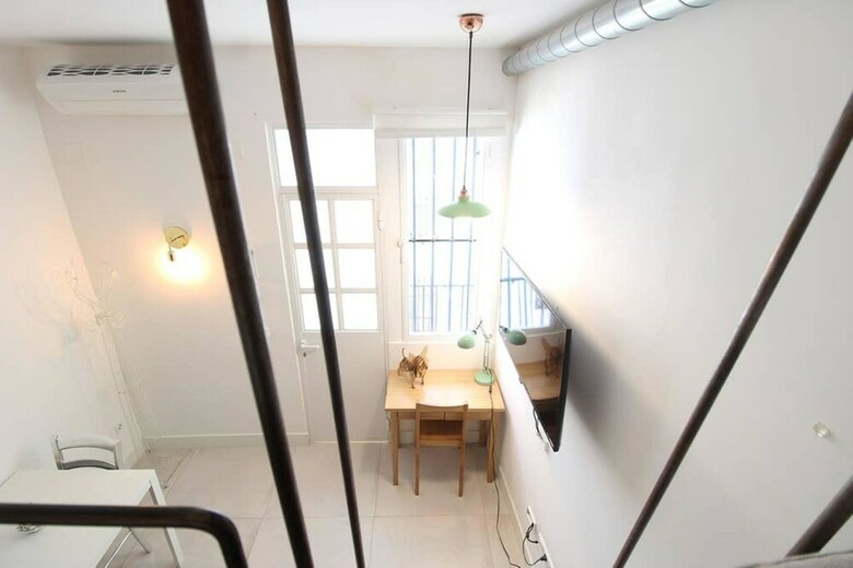 Apartamentos Industrial Studios In Malasa�a By All� Housing
