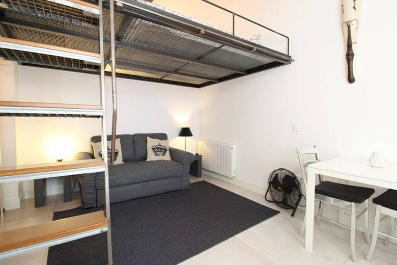 Apartamentos Industrial Studios In Malasa�a By All� Housing