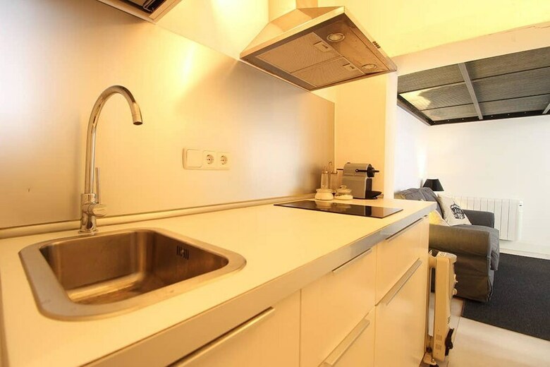 Apartamentos Industrial Studios In Malasa�a By All� Housing