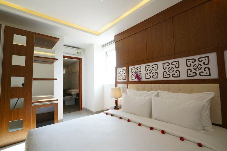 Gic Land 2 Hotel