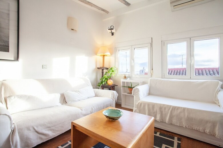 Apartamentos Spacious Flat For Families By All� Housing