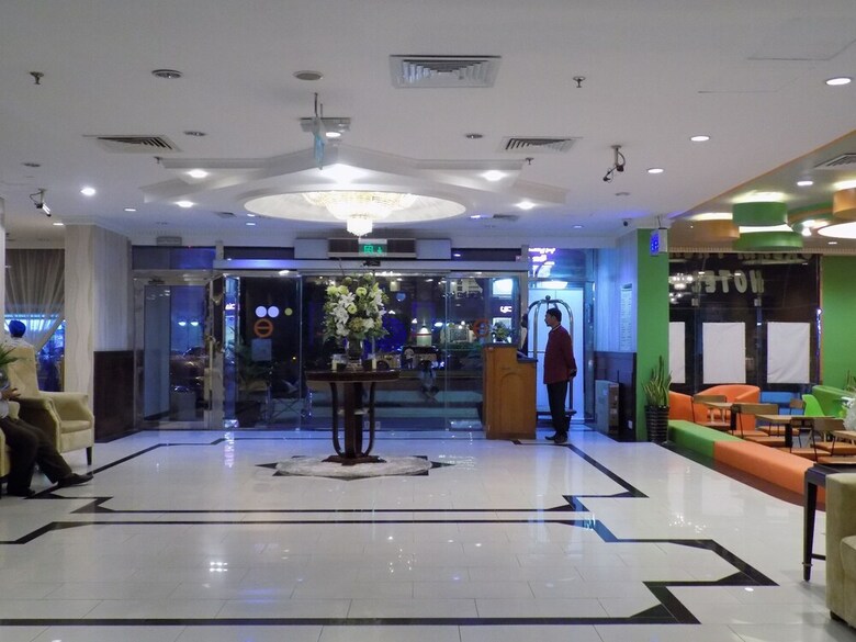 Dream Palace Hotel