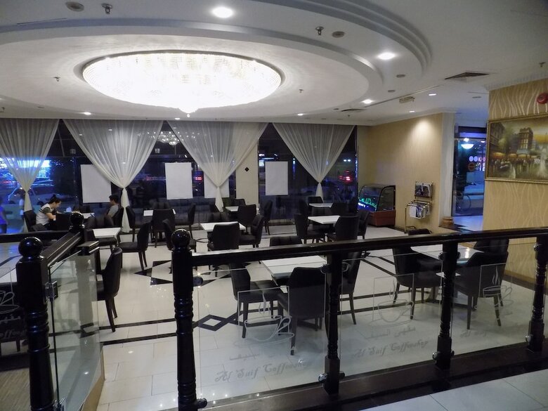 Dream Palace Hotel