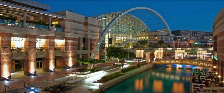 Dream Palace Hotel