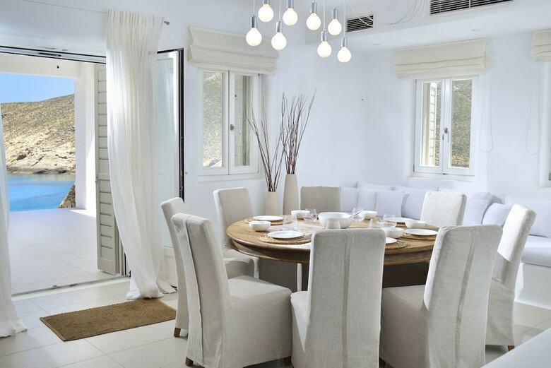 Luxurious 7 Bedroom Villa In Fokos Beach