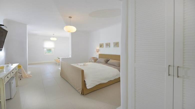 Luxurious 7 Bedroom Villa In Fokos Beach