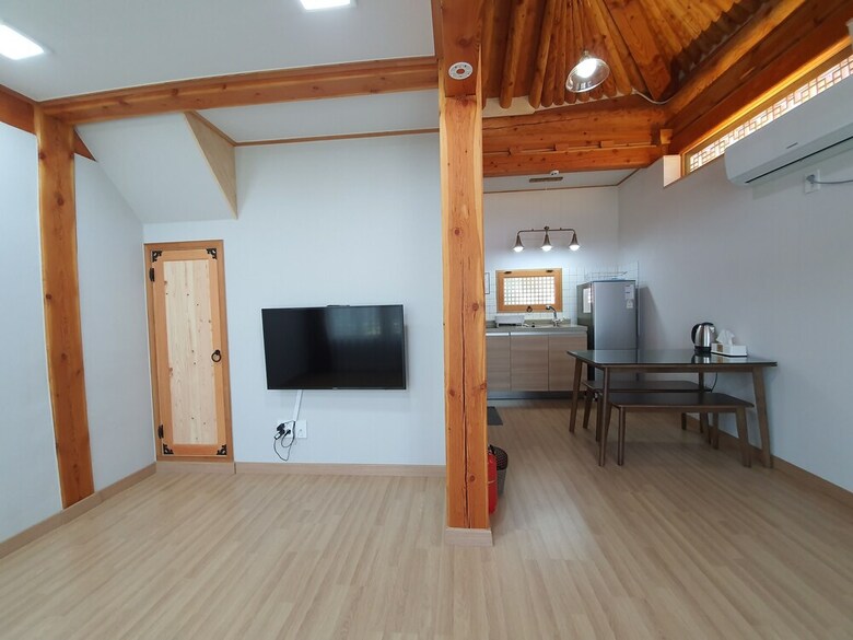 Navillera Hanok Pension