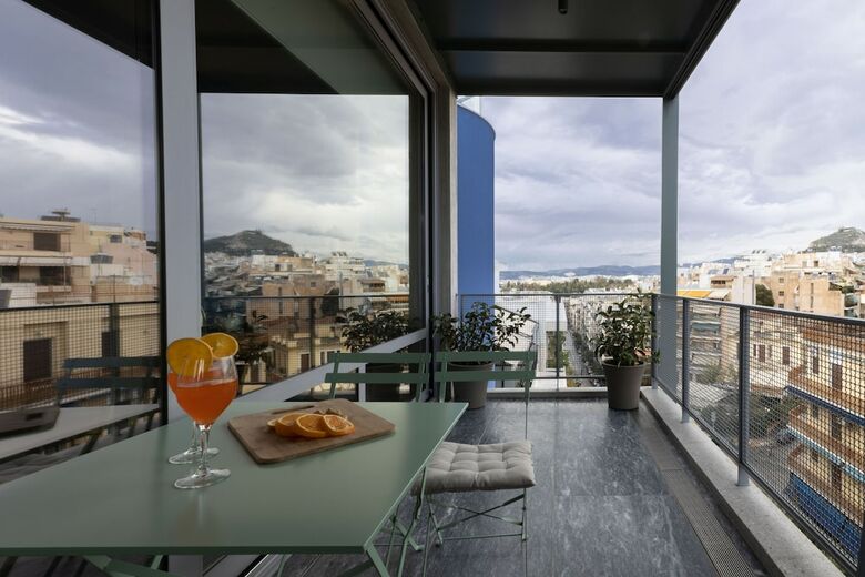 Apartamentos Athens Bluebuilding