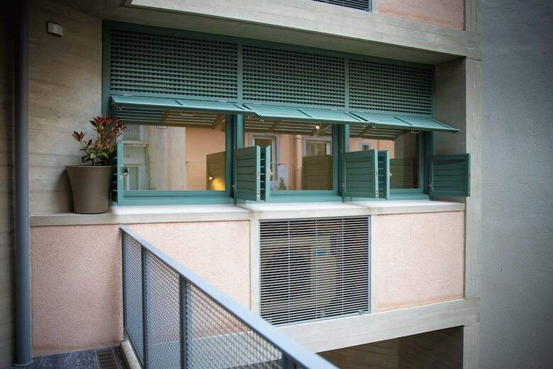 Apartamentos Athens Bluebuilding
