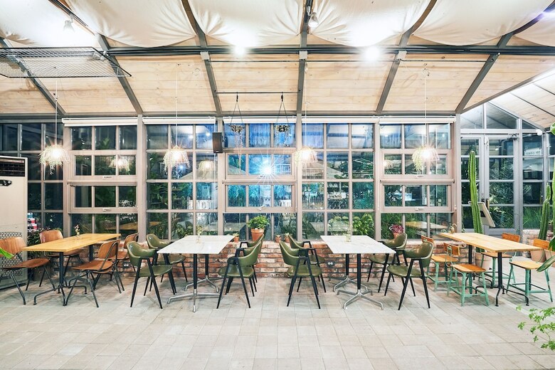 Eden Paradise Hotel