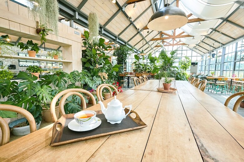 Eden Paradise Hotel