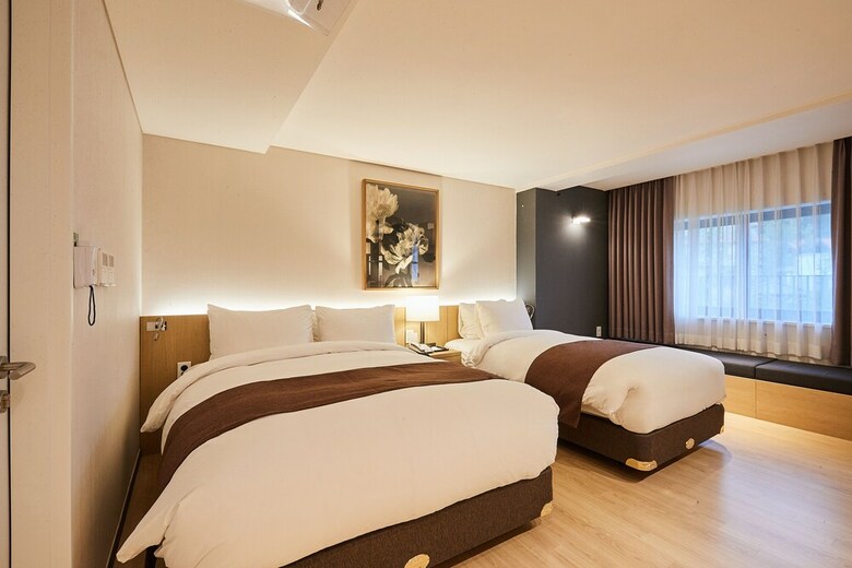 Eden Paradise Hotel