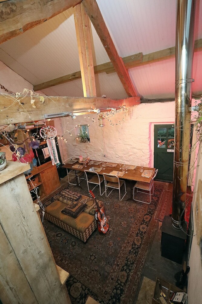 Hapus Yurt Luxury Yurts & Barn