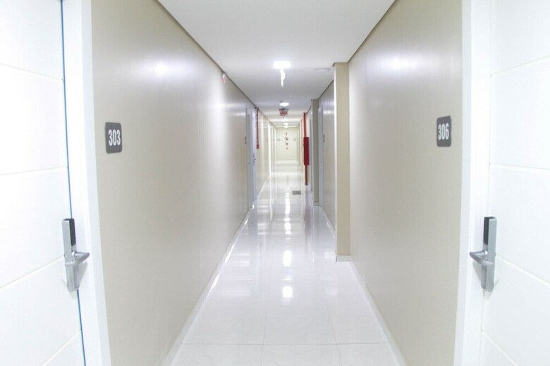 Aj Hotel