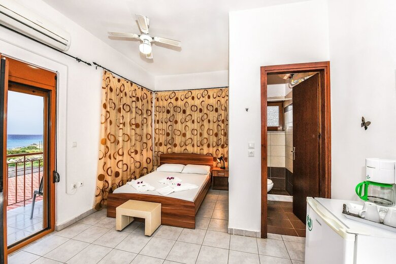 Hotel En Plo Rooms