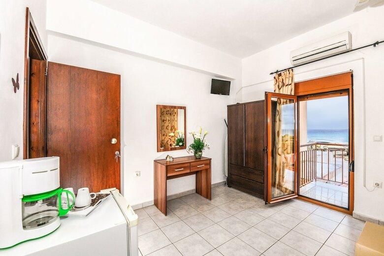 Hotel En Plo Rooms