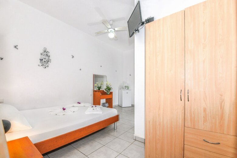 Hotel En Plo Rooms