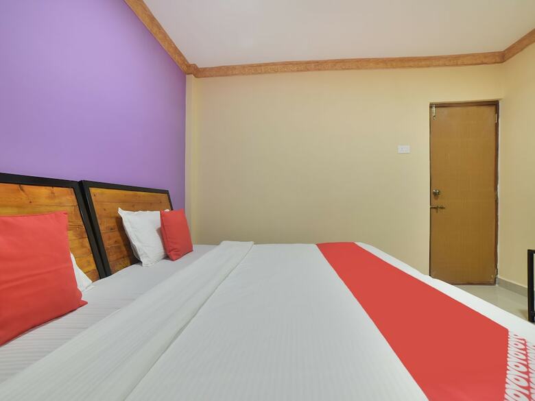 Hotel Oyo 29017 Ruby Residency