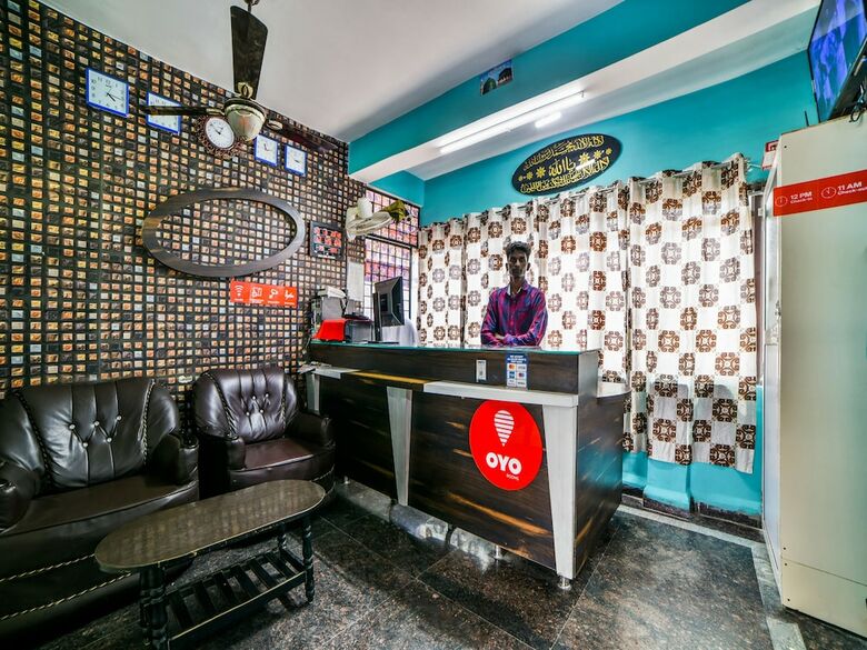 Hotel Oyo 18407 Noble Lodge