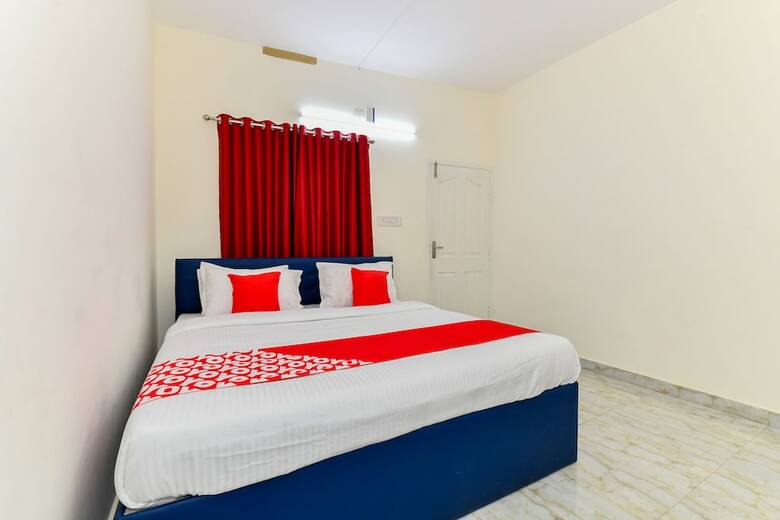 Hotel Oyo 26488 Athani Residency