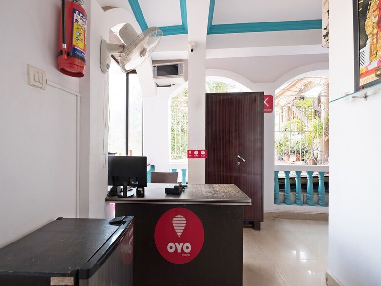 Hotel Oyo 3400 Waves 18
