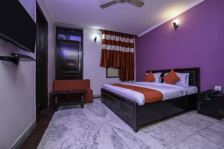 Hotel Oyo 26666 Refuge Home Stays