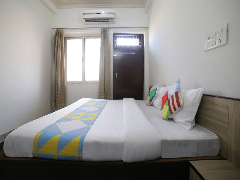 Oyo Home 22635 Modern Villa 3bhk
